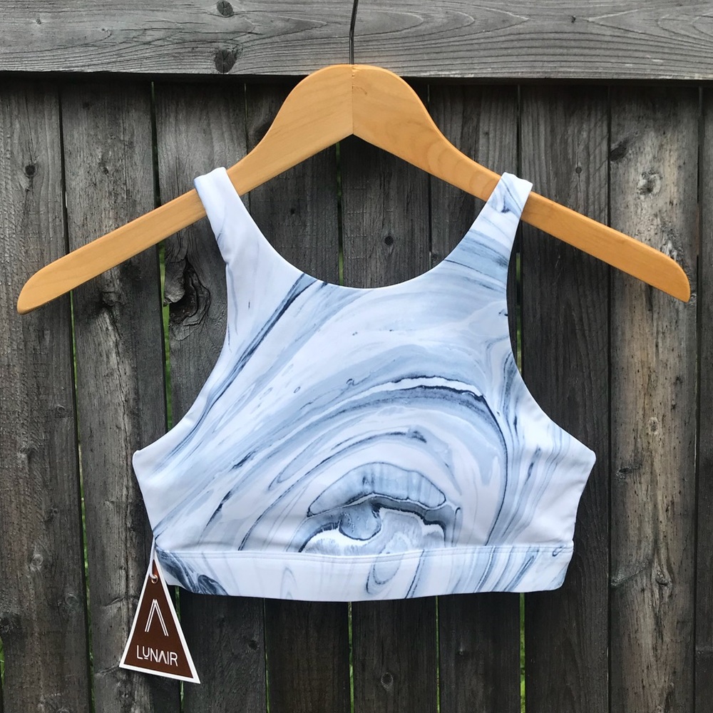 ~trendy~ LUNAIR MARBLE SPORTS BRA